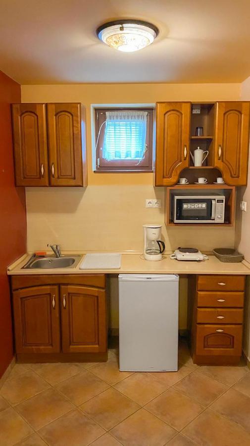 Bajor Panzio Buek-Buekfuerdo, Adults Friendly 12 Plus Exterior photo