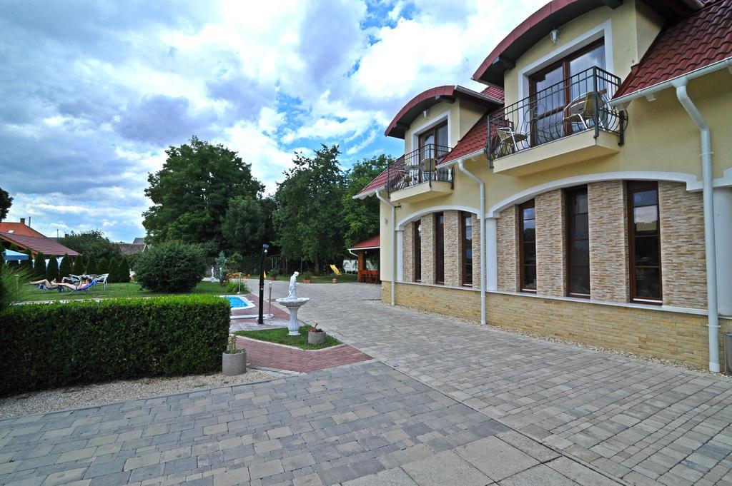 Bajor Panzio Buek-Buekfuerdo, Adults Friendly 12 Plus Exterior photo