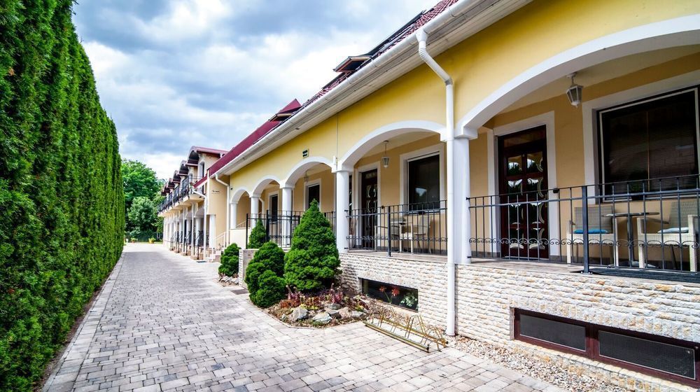 Bajor Panzio Buek-Buekfuerdo, Adults Friendly 12 Plus Exterior photo